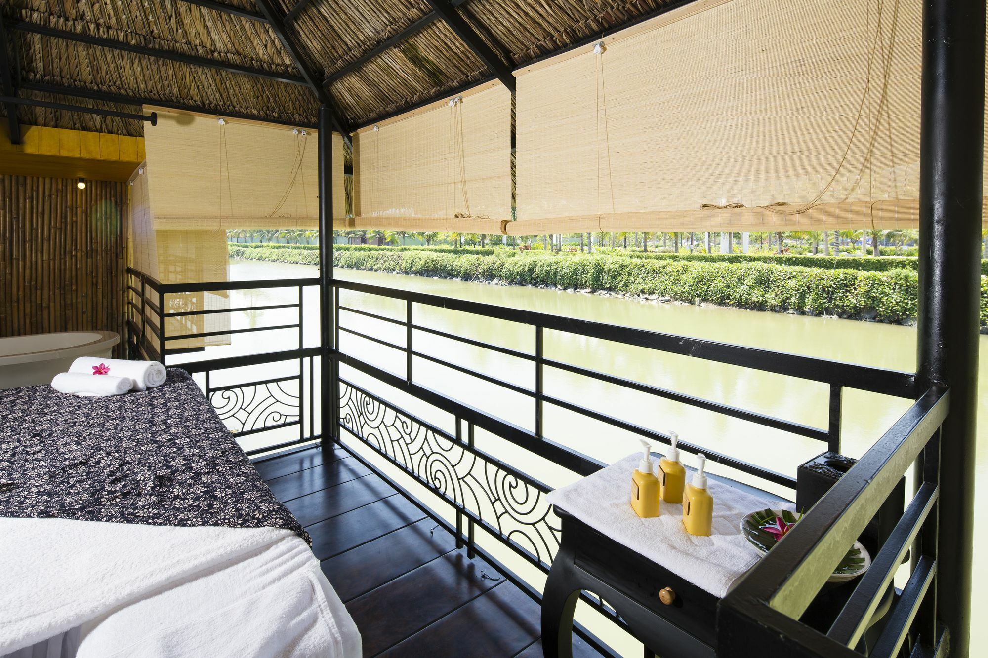Cham Oasis Nha Trang Resort Condotel Dış mekan fotoğraf